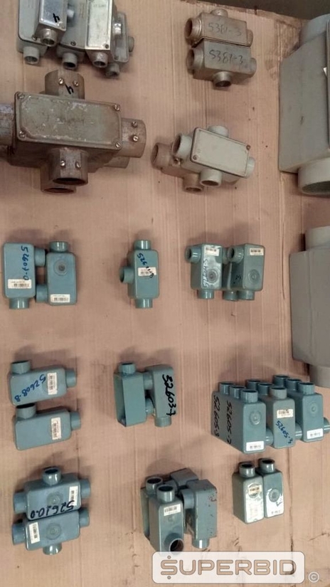 SUCATA DE CONDULETES DIVERSOS