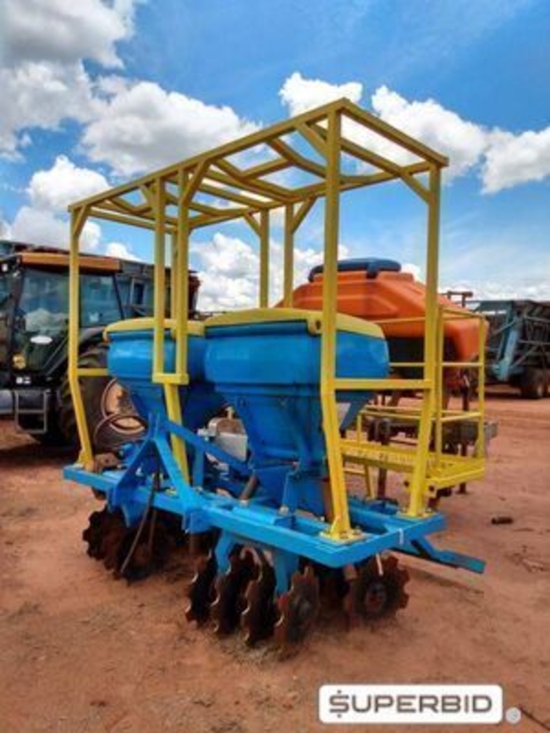 GRADE QUEBRA LOMBO UTI IMPLEMENTOS, ANO: 2008, SÉRIE: 1263 (Ref.: 449)