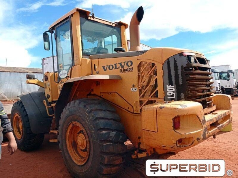 PÁ CARREGADEIRA VOLVO L90F, ANO: 2008, SÉRIE: VCEOL90FK00071670 (Ref: 390)