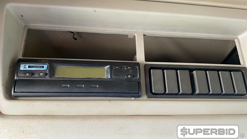 CAMINHÃO BASCULANTE VOLVO VM 330 6X4R, 2013/2013, Placa FINAL 6 (RJ), (Ref.: IBL)