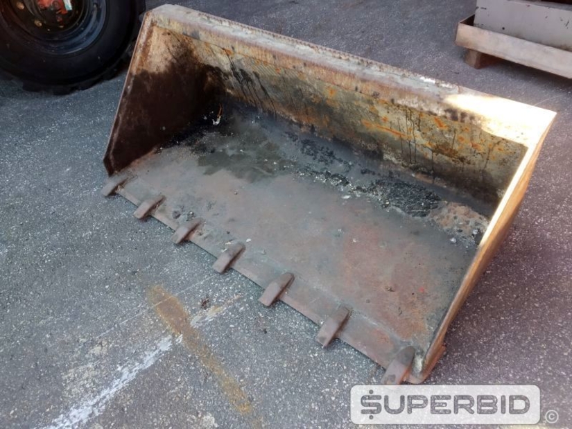 CAÇAMBA CARREGADEIRA, DIM: 1360 X 750 X 540 MM (Ref.: RBL)