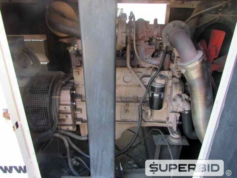 GRUPO GERADOR Á DIESEL PRAMAC 100 - 115 KVA. (Ref.: JBA)