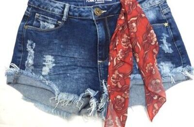 Cinthia Cruz - Shorts tamanho 38