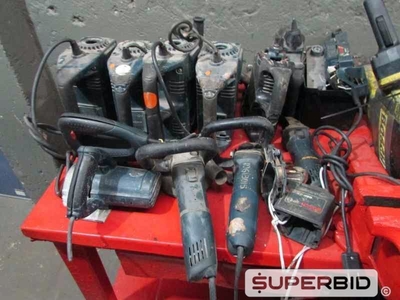 SERRA MARMORE, MARTELETE PERFURADOR, LIXADEIRA DE CINTA ELÉTRICA, ROMPEDOR ELÉTRICO, ESMERILHADEIRA E OUTROS, (19 PÇ.) (Ref.: JAU)