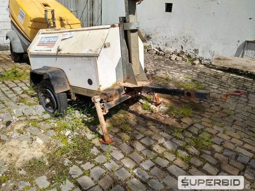 TORRE DE ILUMINAÇÃO REBOCÁVEL TEREX RL4000. (Ref.: SL)