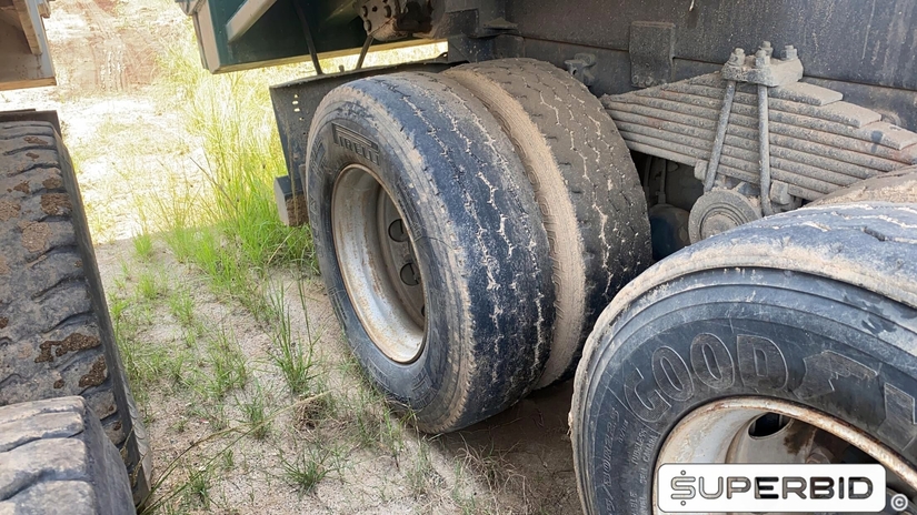 CAMINHÃO BASCULANTE VOLVO VM 330 6X4R, 2012/2012, Placa FINAL 1 (RJ), (Ref.: IBH)
