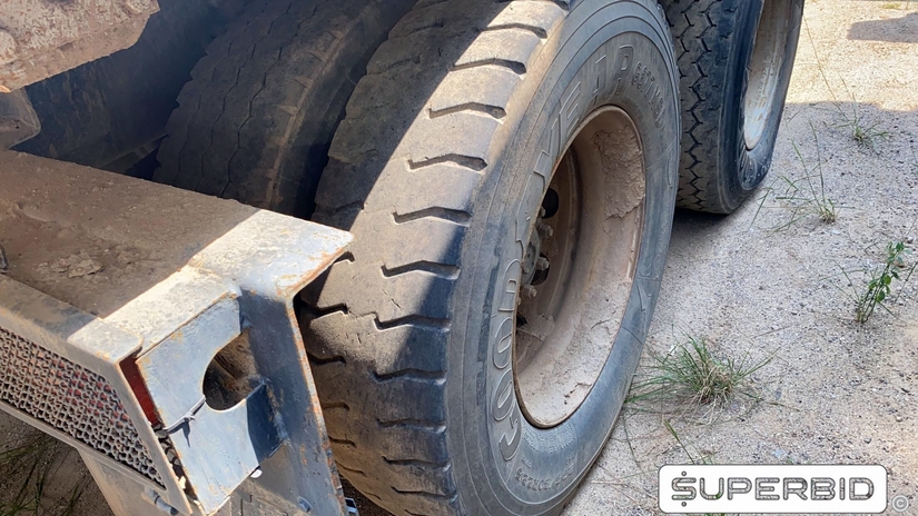 CAMINHÃO BASCULANTE VOLVO VM 330 6X4R, 2013/2013, Placa FINAL 3 (RJ), (Ref.: IBU)