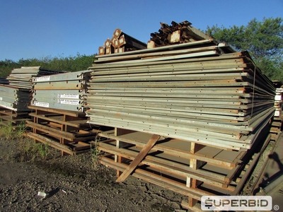 APROX.: 200 CONTAINERES MODULARES PARA ESCRITÓRIOS/SANITÁRIOS BRASMÓDULOS (DESMONTADOS), DIMENSÕES UNIT.: (6,00X2,40X2,80 METROS). (Ref.: WMAC_UM02)