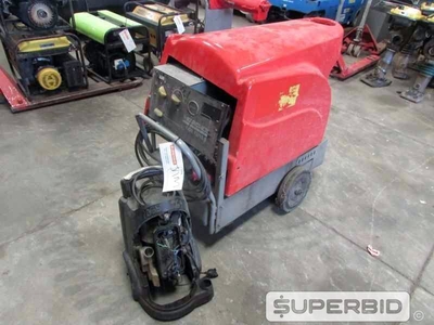 SUCATA DE LAVADORA DE ALTA PRESSÃO KARCH HD 5/12C, CAP.: 110-150 BAR E LAVADORA ÁGUA QUENTE KARCH HDS 12/15 (Ref.: JAM)