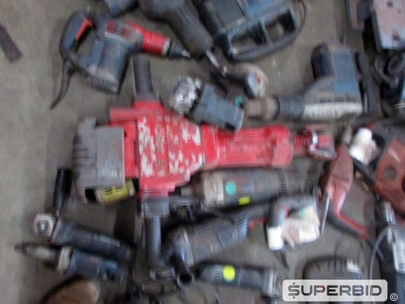 SUCATA DE DEMOLIDOR, ESMIRILHADEIRA, FURADEIRA, MARTELETES E OUTROS (APROX.: 31 PÇS) (Ref.: PAY)