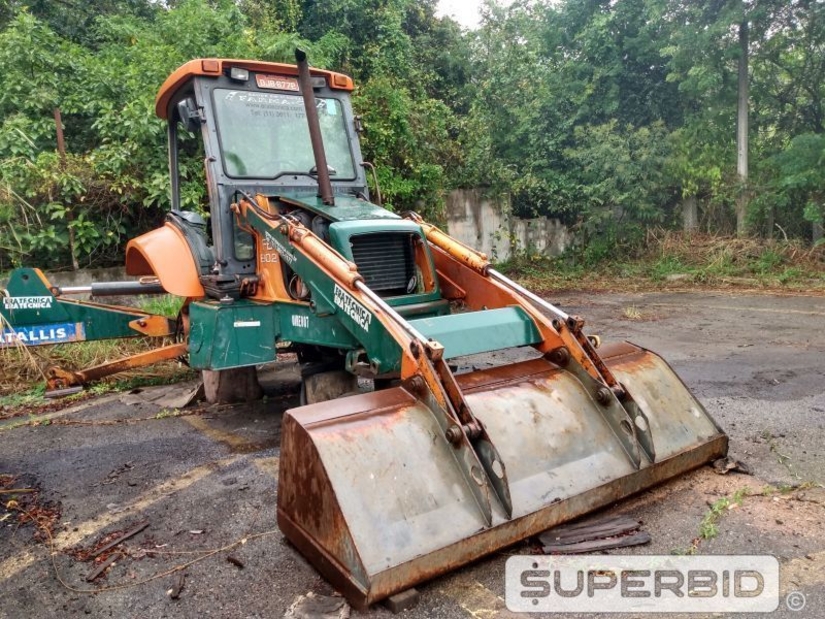 RETROESCAVADEIRA FIATALLIS FB 80.2 (EMPLACADO), ANO: 2003, SÉRIE: FB802A2R (Ref: RBH)