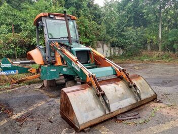 RETROESCAVADEIRA FIATALLIS FB 80.2 (EMPLACADO), ANO: 2003, SÉRIE: FB802A2R (Ref: RBH)