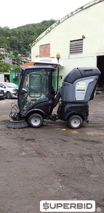 VARREDEIRA KARCHER MC50, ANO: 2012, SÉRIE: WK34422200BF210258 (Ativo: 049.0072) (Ref.: 049.0072)