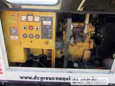 GRUPO GERADOR Á DIESEL OLYMPIAN GEP88-1 100 KVA, ANO: 2010, SÉRIE: OLY00000HB4502679 (Ref.: JBH)