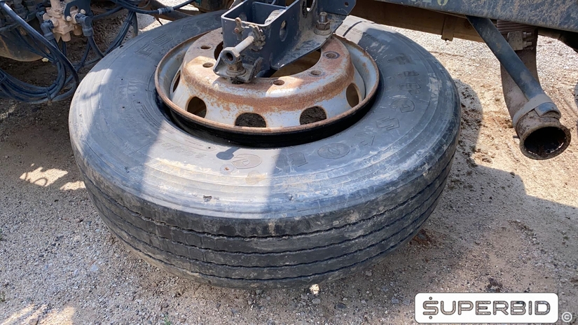 CAMINHÃO BASCULANTE  VOLVO VM 330 6X4R, 2013/2013, Placa FINAL 4 (RJ),  (Ref.: IBO)