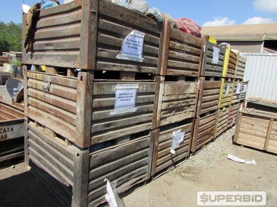 SUCATA DE EPIS DE RASPA E CAPACETES (17 VOLUMES). (Ref.: WMCQ_UM02)