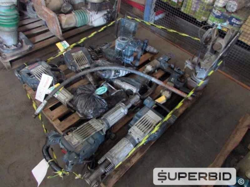 BASE ELETROMAGNÉTICA, MARTELETE PERFURADOR, FURADEIRA ELÉTRICA E OUTROS, (12 PÇ.) (Ref.: JBY)