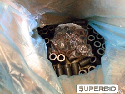 PEÇAS DIVERSAS CATERPILAR (APROX. 296 PÇS).