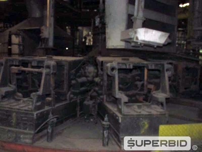 CARROSSEL PARA FUNDIÇÃO FABRICAÇÃO PRÓPRIA PARA MOLDAGEM DE PEÇAS EM FERRO GUSA E AÇO COM QUEIMADOR E EXAUSTORES (Ref.: Carrossel 3)