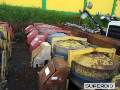 08 BETONEIRA ELÉTRICA, MOD.: 400LTS (Ref.: PBW)