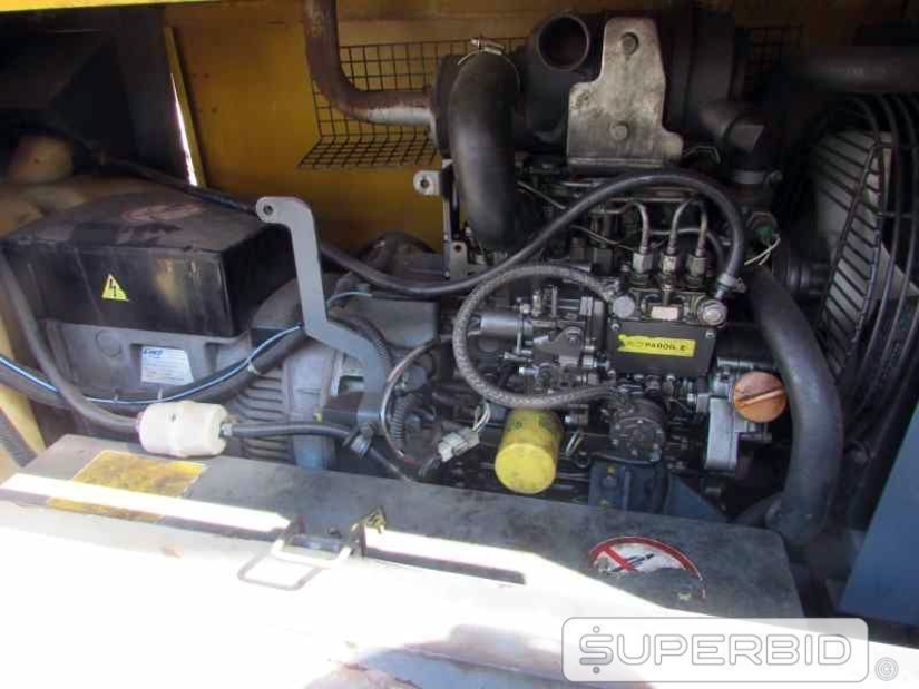 TORRE DE ILUMINACAO TEREX RL4000 E TORRE DE ILUMINACAO Á DIESEL ATLAS COPCO QLTM20, ANO: 2013, SÉRIE: BRP092109, (02 PÇ.) (Ref.: JER)