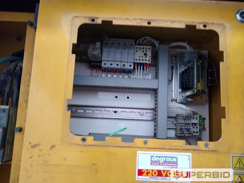 GRUPO GERADOR A DIESEL OLYMPIAN GEP447 SÉRIE:OLY00000TB4D03129 ANO: 2010 70KVA. (Ref.: SP)