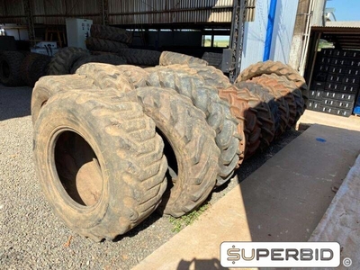 24 PNEUS AGRÍCOLAS DIVERSOS (Ref.: 10)