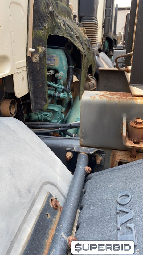 CAMINHÃO BASCULANTE VOLVO VM 330 6X4R, 2013/2013, Placa FINAL 8 (RJ), (Ref.: IBT)