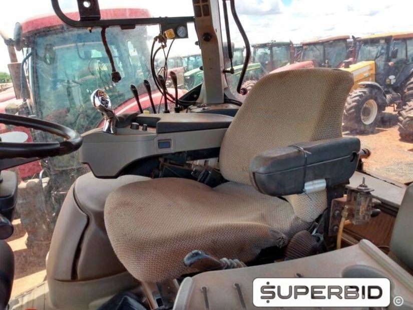 TRATOR DE PNEUS CASE IH PUMA 205 4X4, ANO: 2015, SÉRIE: PB18C401201 (Ref: 1922)