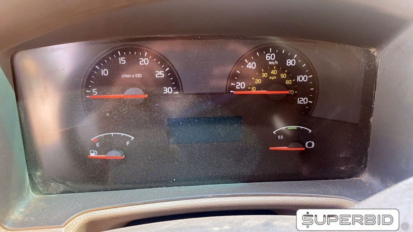 CAMINHÃO BASCULANTE VOLVO VM 330 6X4R, 2013/2013, Placa FINAL 9 (RJ), (Ref.: IBG)