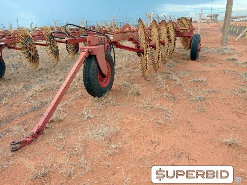 ENLEIRADOR DE RAIZES GIRASSOL PERFISA PP 704, ANO: 2008, SÉRIE: 106.ER (Ref.: 341)