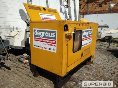 GRUPO GERADOR A DIESEL OLYMPIAN GEP657 SÉRIE:OLY00000JB4D03202 ANO: 2010 70KVA. (Ref.: SG)