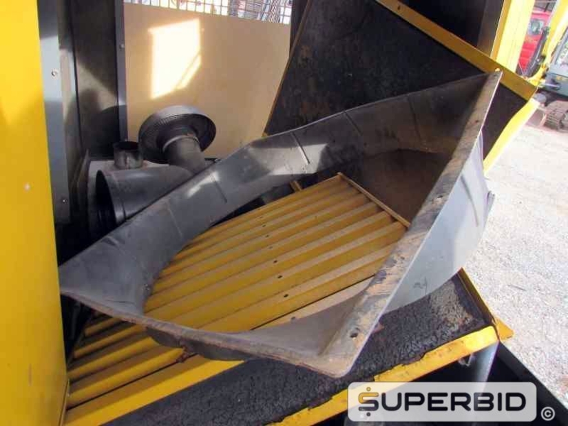 SUCATA DE CABINE PARA GERADOR ATLAS COPCO QAS170 E SUCATA DE GERADOR WEG GTA251AL24 (Ref.: JDY)