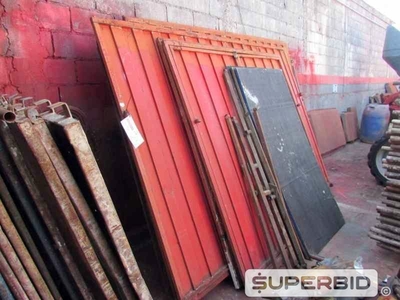 02 CONTAINERS DESMONTADOS EM AÇO PARA CANTEIRO DE OBRAS. (Ref.: JAC)