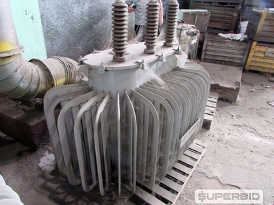 TRANSFORMADOR TRIFÁSICO Á ÓLEO ENSA POT. 300 KVA, ANO: 2015, SÉRIE: 6701. (Ref.: WMAL_UM02)