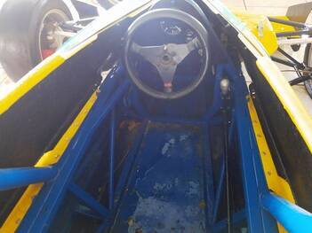 MONOPOSTO DE COMPETIÇÃO FORMULA FORD