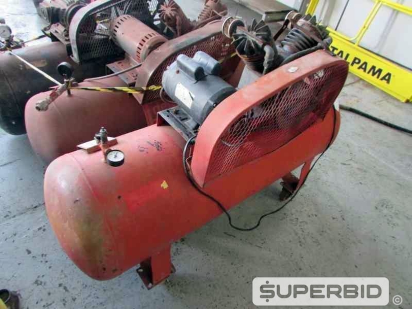 COMPRESSOR ELÉTRICO CHICAGO PNEUMATIC 15 PCM, ANO: 2007, SÉRIE: 8805. (Ref.: JCQ)