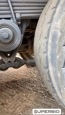 CAMINHÃO BASCULANTE  VOLVO VM 330 6X4R, 2013/2013, Placa FINAL 4 (RJ),  (Ref.: ICF)