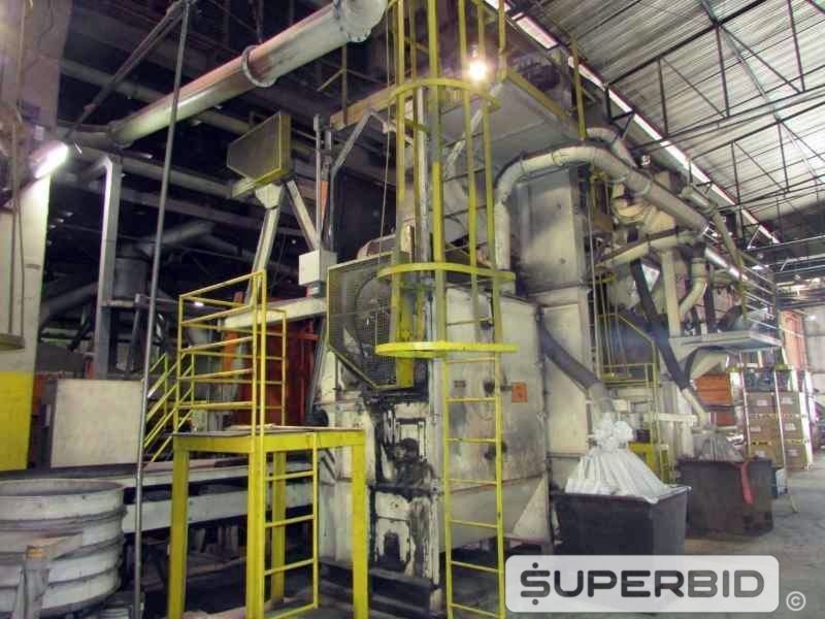 LINHA DE PRODUÇÃO JATEAMENTO COM 3 JATOS GRANALHA, ESTEIRA E CARRO CARREGADOR (Ref.: Linha Produção)