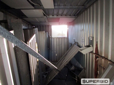 01 CONTAINER MÓDULO SANITÁRIO BRASMÓDULOS DIMENSÕES (6,00X2,40X2,80 METROS). (Ref.: WMAE_UM02)