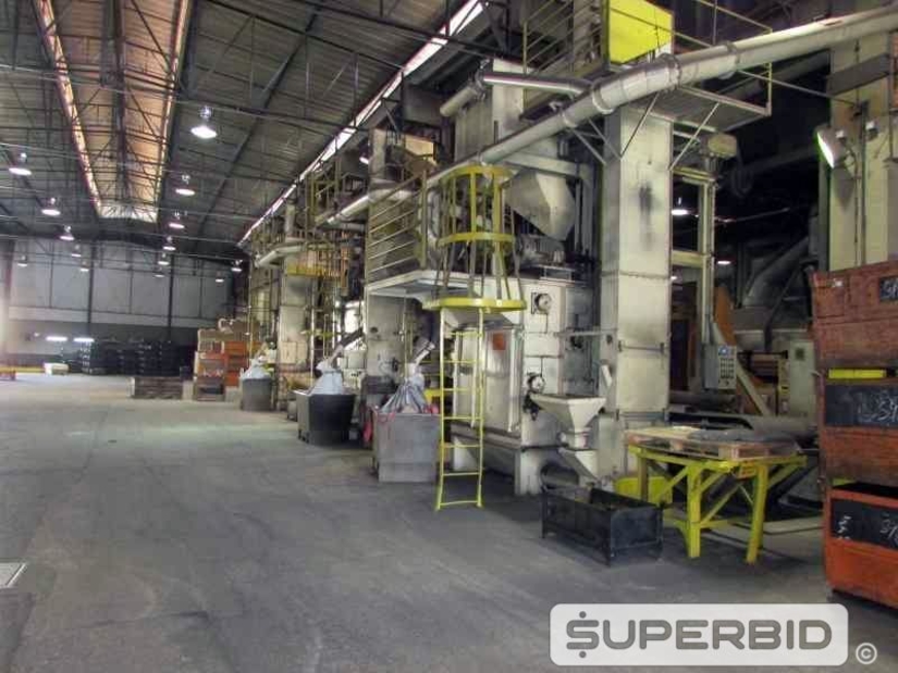 LINHA DE PRODUÇÃO JATEAMENTO COM 3 JATOS GRANALHA, ESTEIRA E CARRO CARREGADOR (Ref.: Linha Produção)