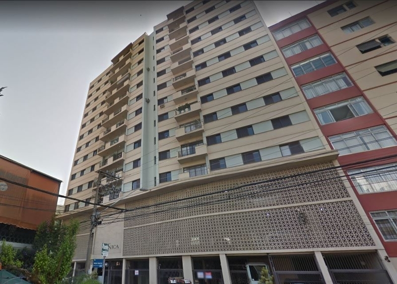 Apto Ed. Mônica, A.U. 130m², A.T. 146m², Centro. Loc.: Santo André/SP. A unidade autônoma de APARTAME
