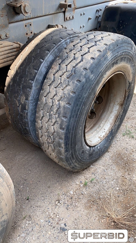 CAMINHÃO BASCULANTE  VOLVO VM 330 6X4R, 2012/2012, Placa FINAL 7 (RJ),  (Ref.: IBQ)