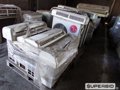 CONDENSADORES E EVAPORADORES DE AR TIPO SPLIT (APROX.: 47 PÇS). (Ref.: WMGJ_UM02)