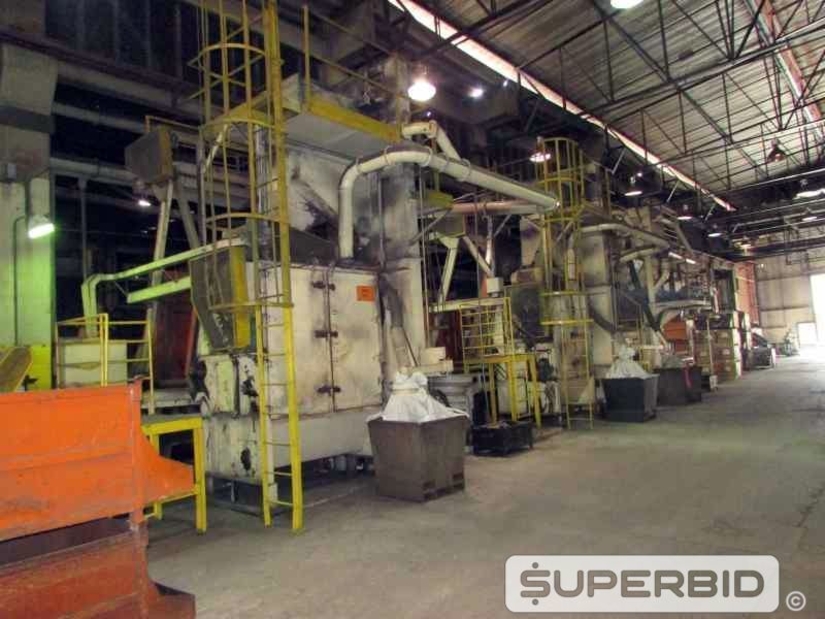 LINHA DE PRODUÇÃO JATEAMENTO COM 3 JATOS GRANALHA, ESTEIRA E CARRO CARREGADOR (Ref.: Linha Produção)