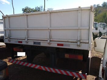 CAMINHÃO GRADE BAIXA IVECO EUROCARGO 230E24, 2011/2012, Placa FINAL 7 (MG), (Ref.: SAB)
