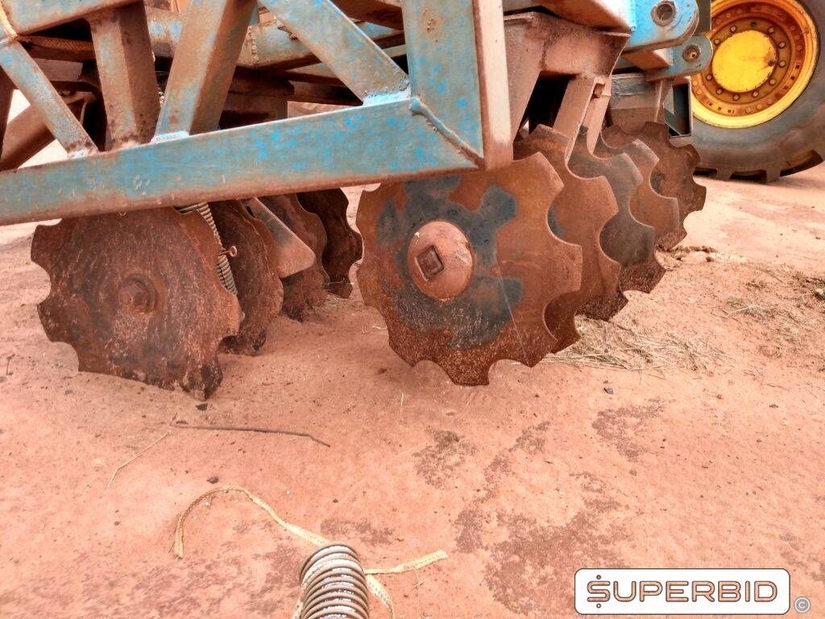 GRADE QUEBRA LOMBO UTI IMPLEMENTOS, ANO: 2008, SÉRIE: 1266 (Ref.: 452)