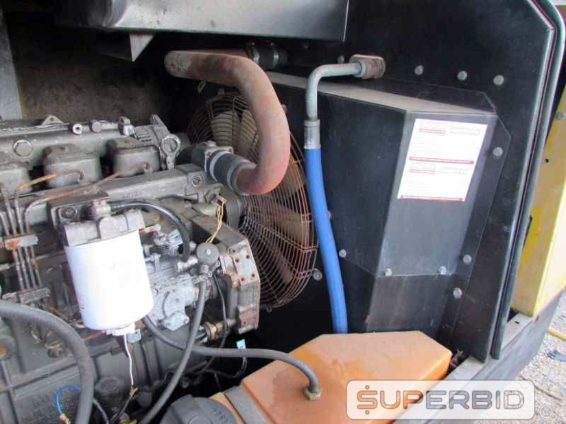 COMPRESSOR DE AR ATLAS COPCO XAS 136 280PCM-7B. . (Ref.: JEE)