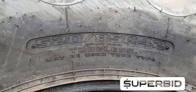 03 PNEUS GOODYEAR 520/85 R42 NOVOS, SEM USO