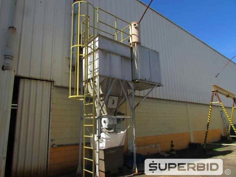 1 SISTEMA DE EXAUSTÃO HIDRONICS, CAP. 11,000 M³/H E 1 SISTEMA DE EXAUSTÃO AR AMBIENTAL JET CENTER, CAP. 3,500 M³/H (Ref.: Hidronics)